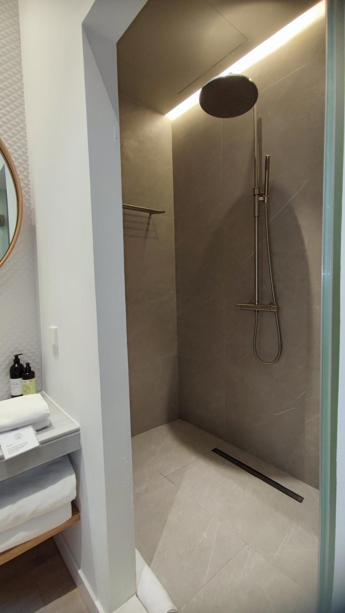 Casa Du Soleil Hostal Boutique Мадрид Номер фото